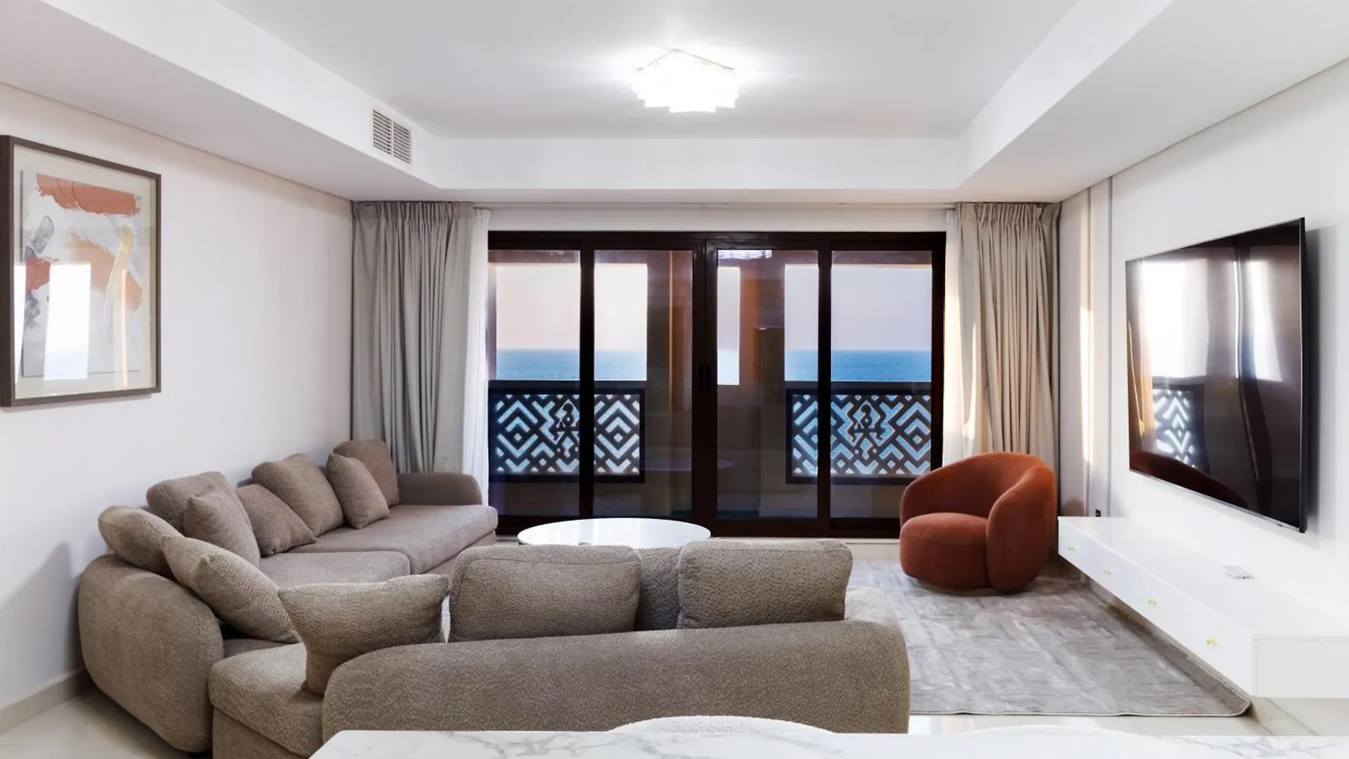 Apartment Charming Sea View 2Bdr, Beach And Pool Access Dubai